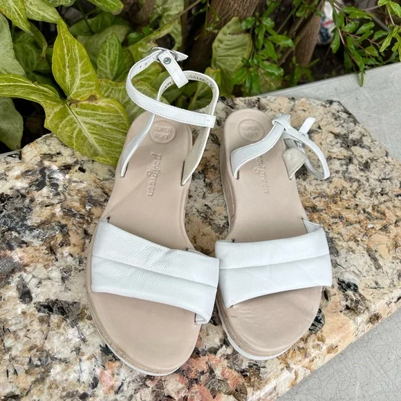 Paul Green Mindy Sandal white leather size 8 US